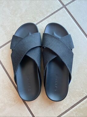 New Rothys  Black Crossband Slide Sandals for Women